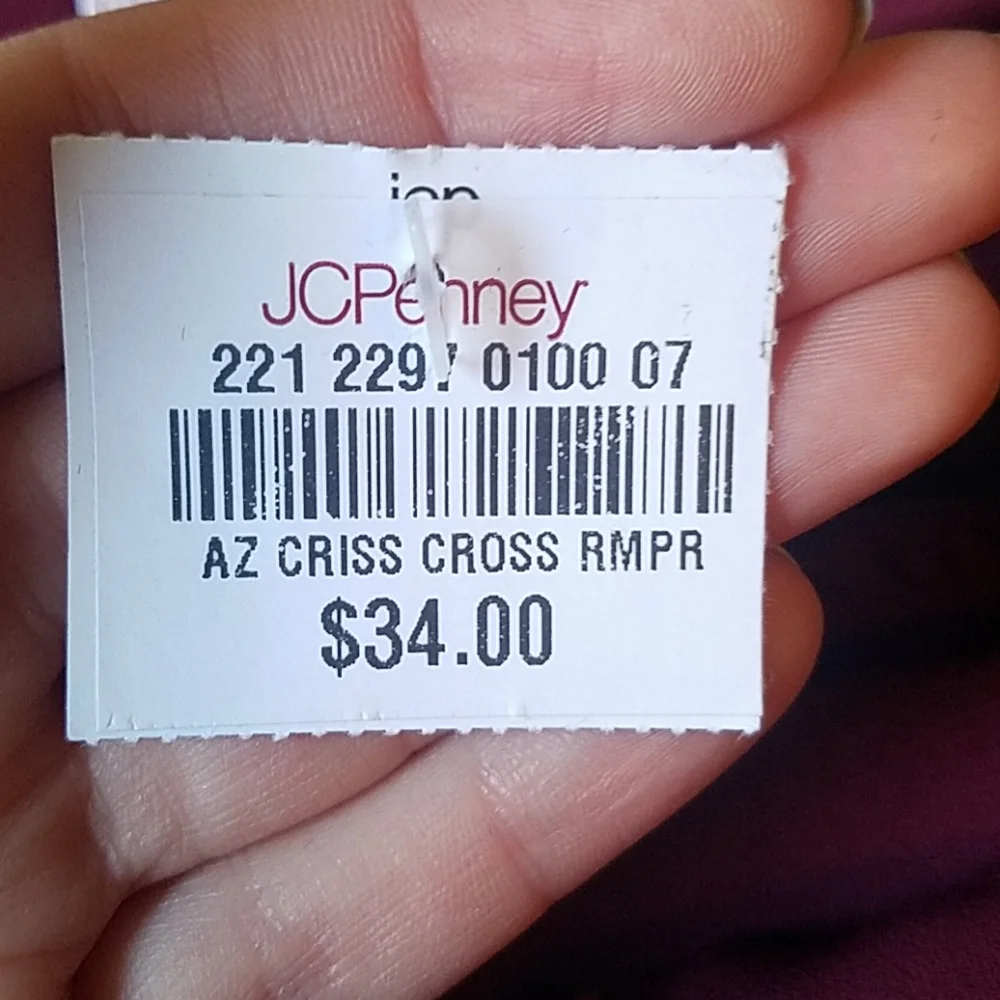 Arizona Jean Co. Floral Romper NWT - Picture 13 of 13